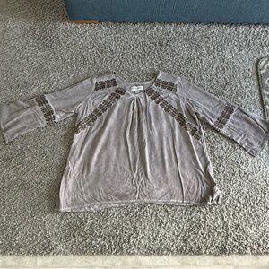 Knox Rose Women’s Gray Embroidered 3/4 Sleeve Top - size L